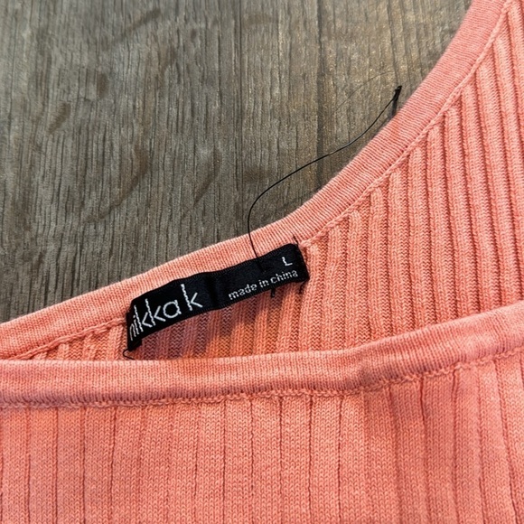 NWT NIKKA K. ONE SHOULDER CORAL SWEATER TANK (L) - Picture 4 of 6